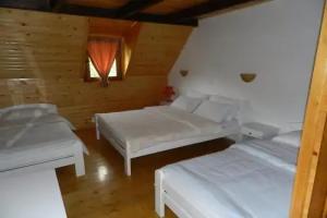 Guesthouse LakeViews Depedans, Plav