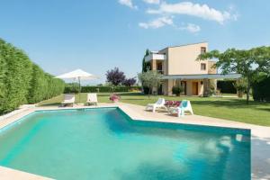 Belus Luxury Villas, Sani, Sani Beach