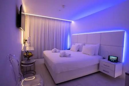 Napa Suites (Adults Only) - 73