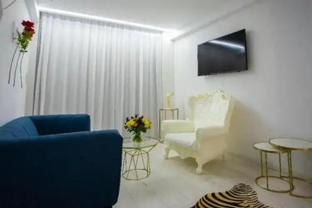 Napa Suites (Adults Only) - 103