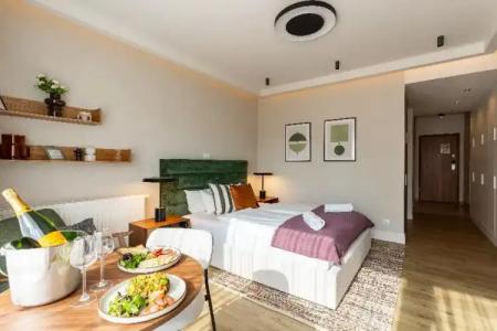 Vagabond Broadway - 204