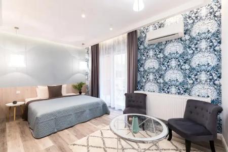 Vagabond Broadway - 1