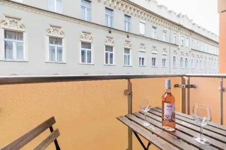 Vagabond Broadway - 213