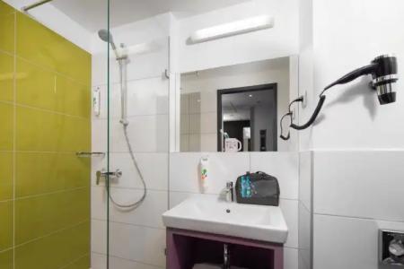 ibis Styles Budapest Airport - 43