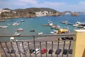 Apartment Hotel «Residence ZiZiLu», Ponza Village