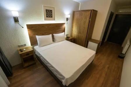 8 Rooms Boutique - 52