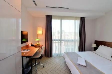 Upsuites - 19