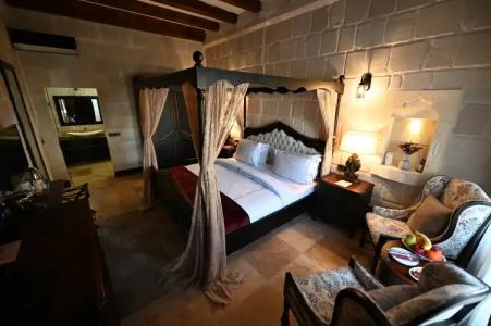 Seraphim Cave Suites & SPA - 103