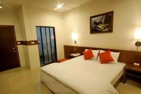 Bangkok Boutique Resort Rangsit - 4