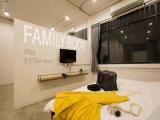 Quadruple Family Suite