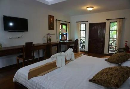 Pingdoi Hualin Boutique - 3