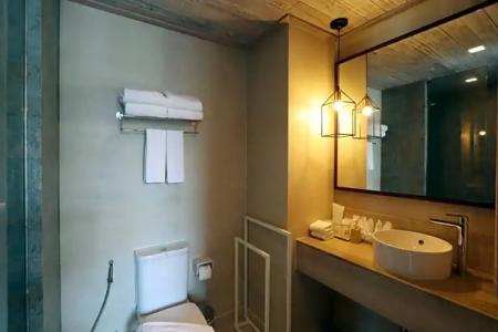 Dinso Resort & Villas Phuket an IHG - 58