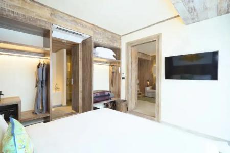 Dinso Resort & Villas Phuket an IHG - 35