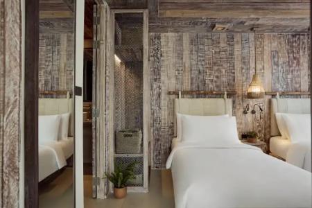 Dinso Resort & Villas Phuket an IHG - 56