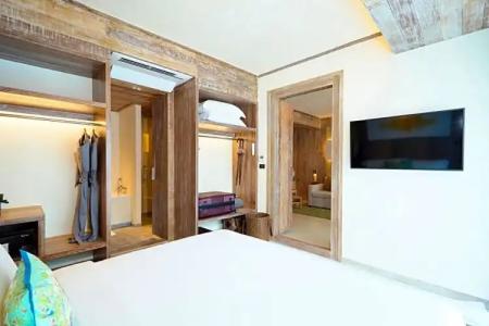 Dinso Resort & Villas Phuket an IHG - 52