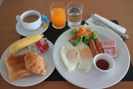 L42 Hostel Suvarnabhumi Airport - 9