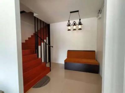 K.M. House - 10