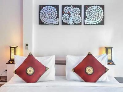 Khanom Hill Resort - 26