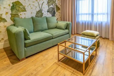 Boutique Adolfo - 14