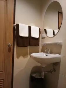 Baan Sooksiri Bangsaray - 11