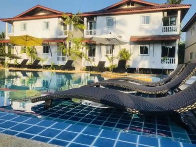 Maikhao Beach Residence - 11