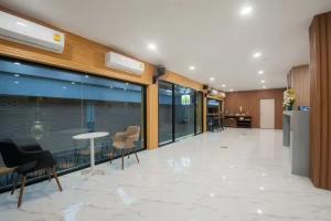 The Moon Night Hotel, Bangkok