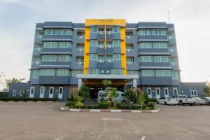 The Park 304 Executive Serviced Apartment, Si Maha Phot