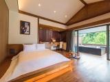 Royal room