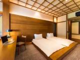 Grand Suite with balcony