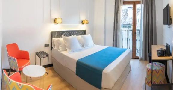 Boutique Puerta de las Granadas - 89