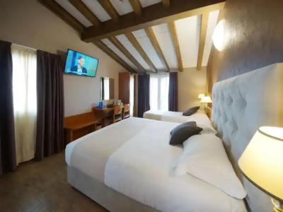 Clarin 14 by Dori - 24