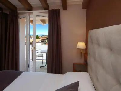 Clarin 14 by Dori - 42