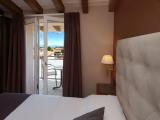 Standard Double room with lake view
