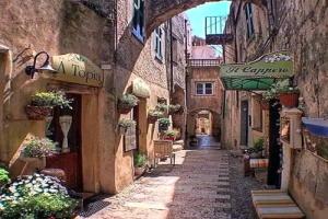 Verezzi - Hotels