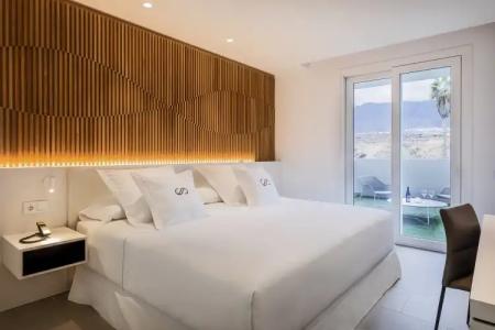 Royal Hideaway Corales Suites - 6