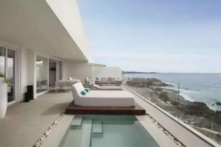 Royal Hideaway Corales Suites - 50