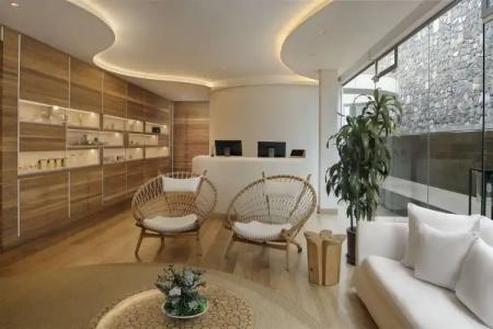 Royal Hideaway Corales Suites - 7