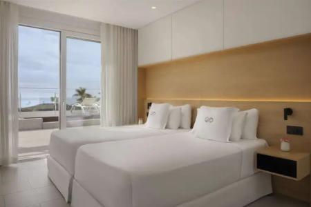 Royal Hideaway Corales Suites - 78