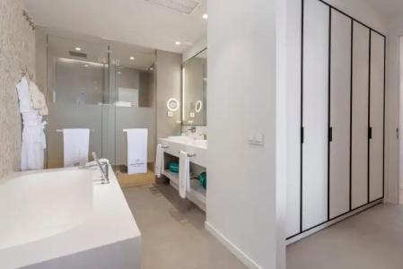 Royal Hideaway Corales Suites - 203