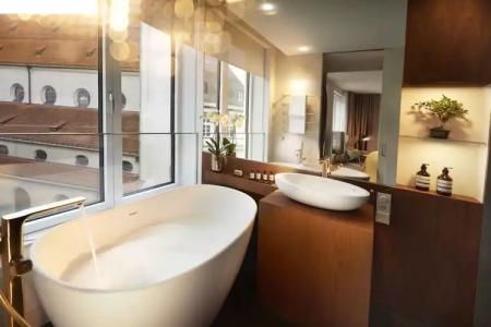 BEYOND by Geisel - Adults only - 10