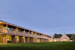 Waldstrand-Hotel Grossschonau, Grossschonau