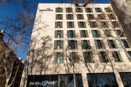 Motel One Barcelona-Ciutadella - 0