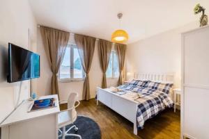 White Rooms, Sabaudia