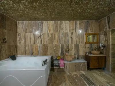 Lucky Cave Cappadocia - 233