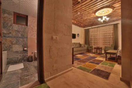 Caravanserai Inn - 64