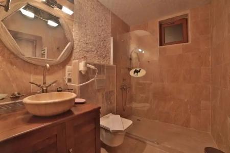 Caravanserai Inn - 62