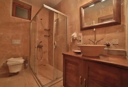 Caravanserai Inn - 8