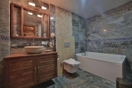 Caravanserai Inn - 118