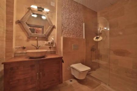 Caravanserai Inn - 42