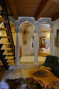 Caftan Cave Suites - 212